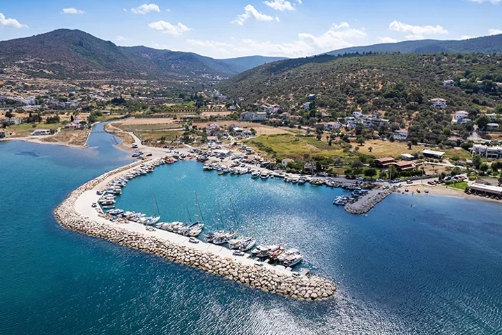 Karaburun Gezilecek Yerler Rehberi: Doğa, Koylar ve Sakin Ege Rotaları