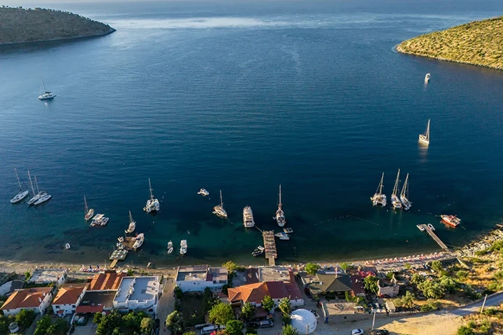 Gökova Gezilecek Yerler Rehberi: Koylar, Plajlar ve Doğa Rotaları