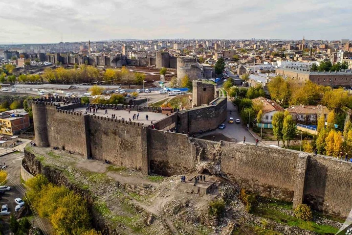 İstanbul Diyarbakır Uygun ve Ucuz Uçak Bileti Fiyatları