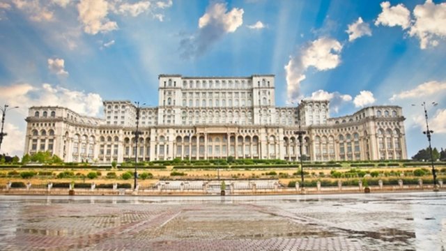 Otobüslü Bükreş & Transilvanya 2 Gece 4 Gün Turu 2026