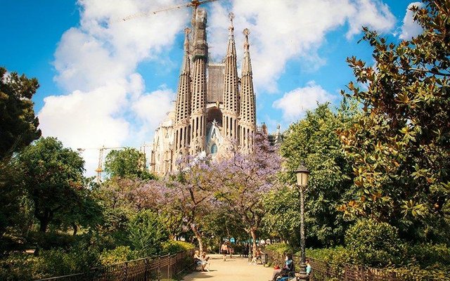 ANKARA’DAN MEGA PORTEKİZ & ENDÜLÜS & İSPANYA Pegasus Havayolları ile 9 gece Lizbon Gidiş – Lizbon Dönüş || 16546||21580