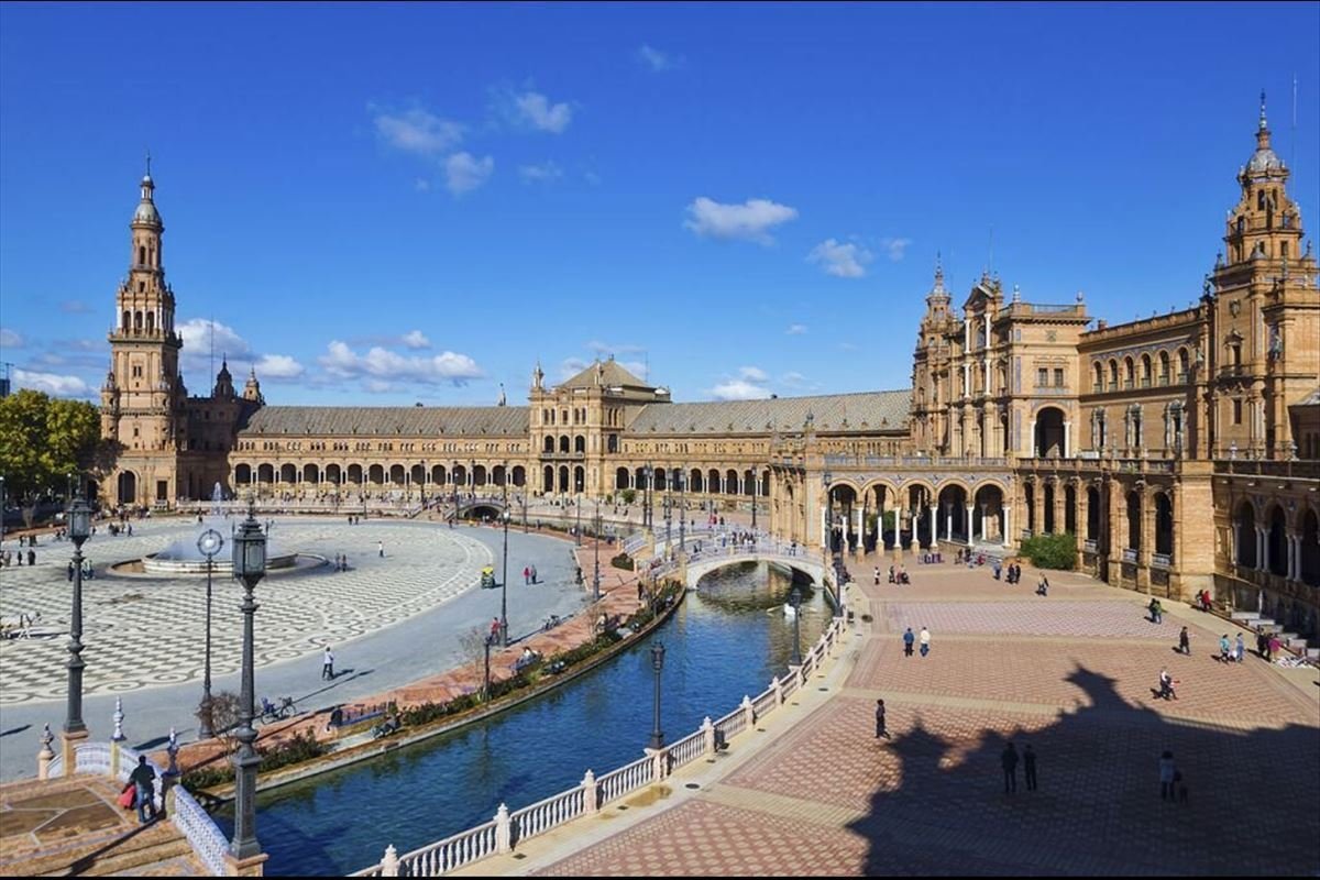 İspanya'nın Kalbi Madrid & Barselona Turu Türk Havayolları 5 Gece 6 Gün(MAD-BCN)