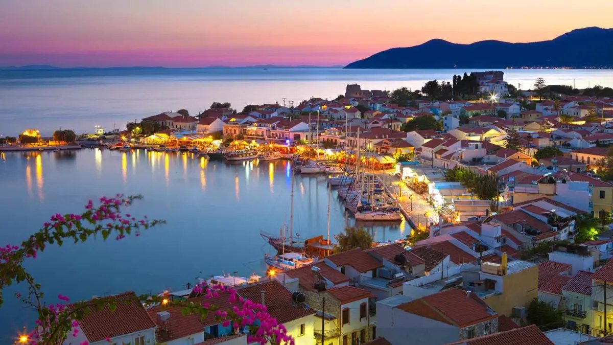 Çeşme Çıkışlı Feribot ile Sakız Adasıs Turu 2 Gece 3 Gün