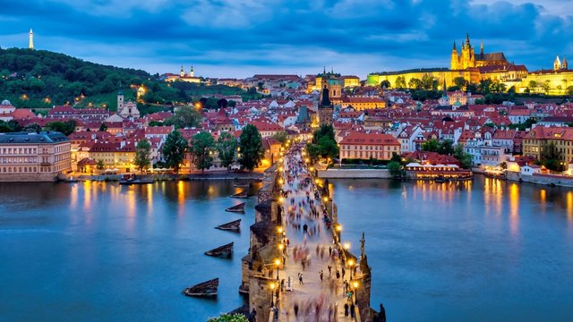 Görkemli Orta Avrupa Budapeşte & Viyana & Prag 7 Gece - Bratislava Turu Dahil - AJET ile 11 Ekim (2026 Sonbahar Dönemi)